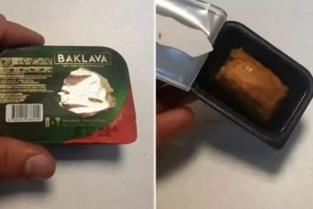 Ein Bürger, der den Preis, den er für ein Stück Baklava gezahlt hatte, verloren hatte, machte ein Video