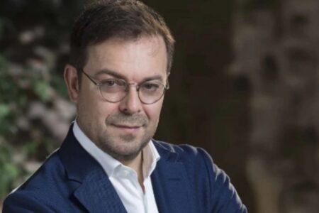 Eine mysteriöse Reise mit Javier Sierras Buch Closed Dinner