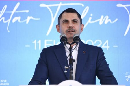 Minister Murat Kurum an Özgür Özel: Hatay ist uns anvertraut, schauen Sie sich Izmir an