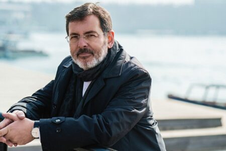 Porträt von Murat Gülsoy, dem Meister der zeitgenössischen türkischen Literatur
