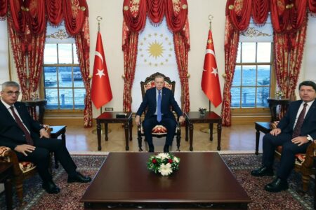 Präsident Erdoğan empfing die Minister für Justiz und Gesundheit