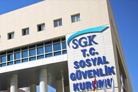 SGK: Die Untersuchung der neugeborenen Bande wird akribisch durchgeführt
