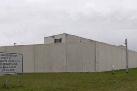 Untersuchung zur Misshandlung von Gefangenen in einem Gefängnis in Deutschland