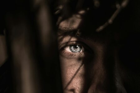 Wenn Sie Horrorfilme mögen, lesen Sie dieses Buch. Ein Gänsehaut-Buch von 12 Autoren
