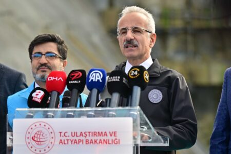 Abdulkadir Uraloğlu: 74 Prozent der Etappe Halkalı-Ispartakule sind abgeschlossen