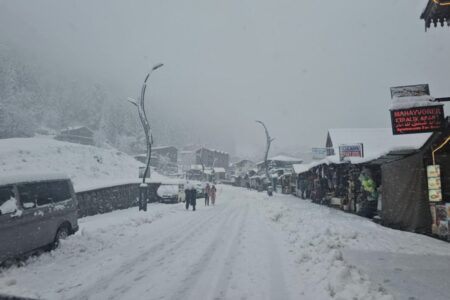 Die Schneehöhe erreichte auf dem Ayder-Plateau 20 Zentimeter