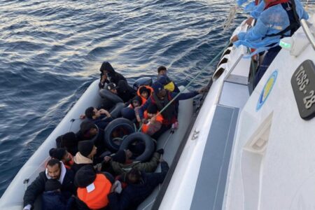 Unsystematische Einwanderungsaktion in Izmir: 109 illegale Einwanderer wurden gerettet