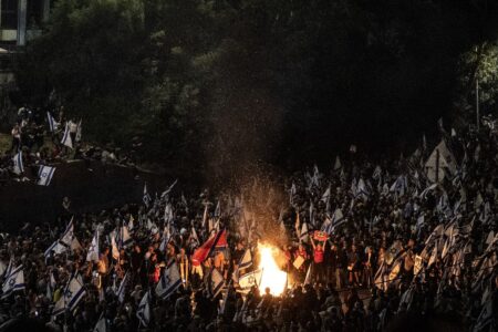 Yoav Gallant wurde in Israel entlassen, die Menschen gingen auf die Straße