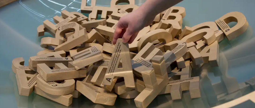 Die einfachste App zum Meistern der Präpositionen mit Verben in der deutschen Sprache